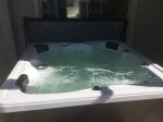 Free standing hot tub